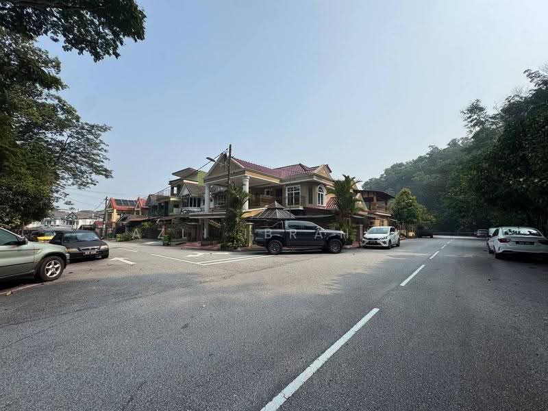 2-storey Terraced House for Sale in Seksyen 5 Wangsa Maju (Wangsa Maju) - Azli Ibrahim - Exterior - PropertyGuru.com.my