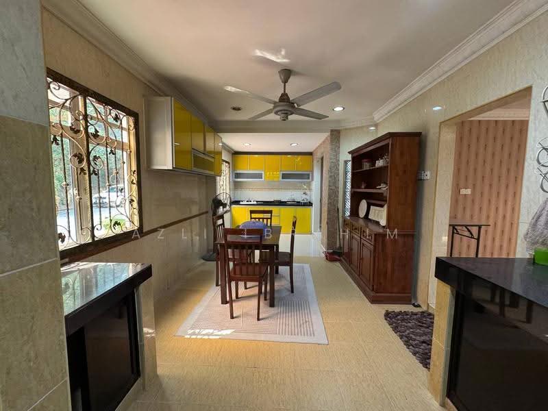 2-storey Terraced House for Sale in Seksyen 5 Wangsa Maju (Wangsa Maju) - Azli Ibrahim - Kitchen - PropertyGuru.com.my