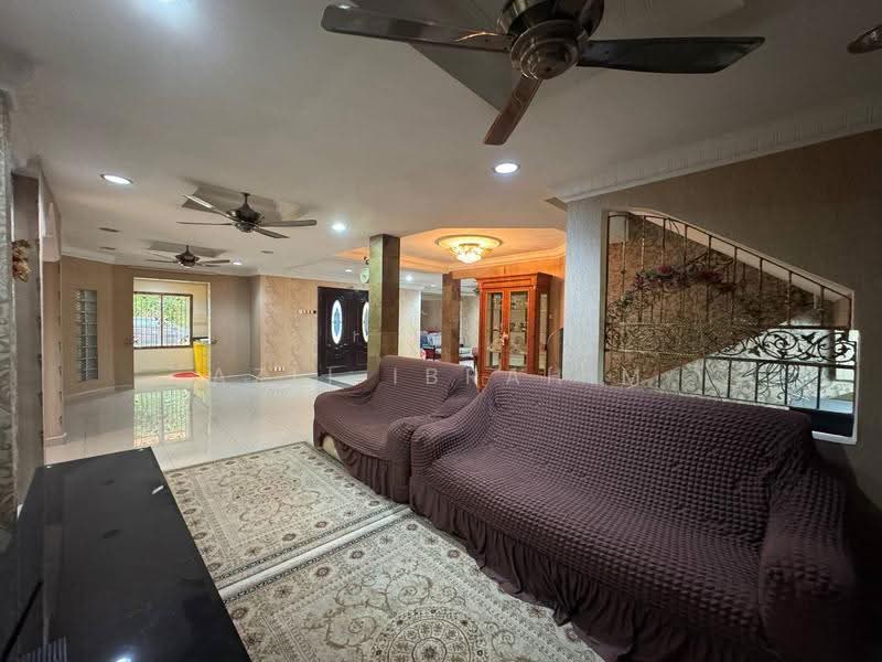 2-storey Terraced House for Sale in Seksyen 5 Wangsa Maju (Wangsa Maju) - Azli Ibrahim - Living Room - PropertyGuru.com.my