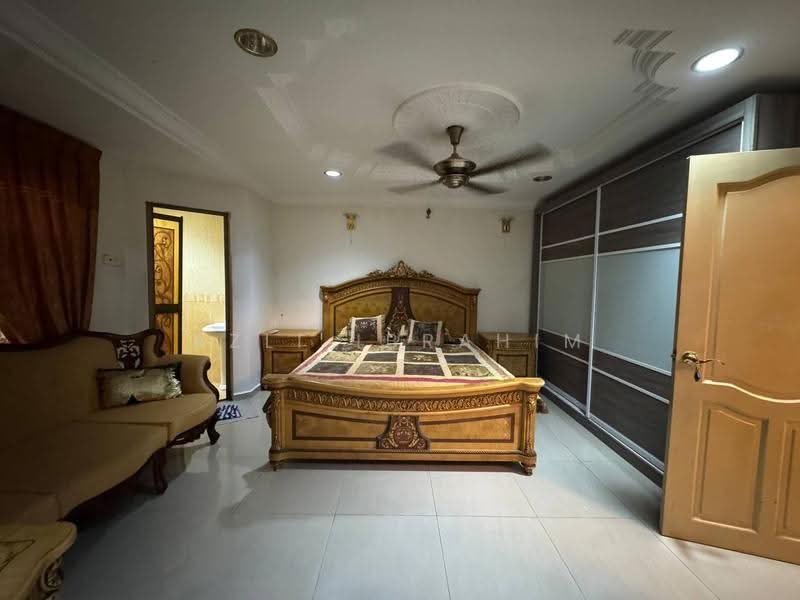 2-storey Terraced House for Sale in Seksyen 5 Wangsa Maju (Wangsa Maju) - Azli Ibrahim - Bedroom - PropertyGuru.com.my