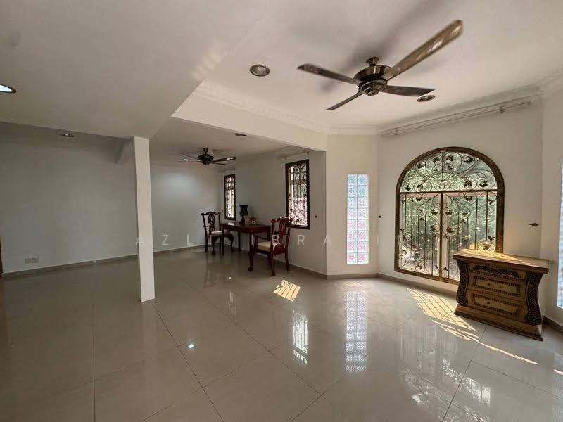 2-storey Terraced House for Sale in Seksyen 5 Wangsa Maju (Wangsa Maju) - Azli Ibrahim - Living Room - PropertyGuru.com.my