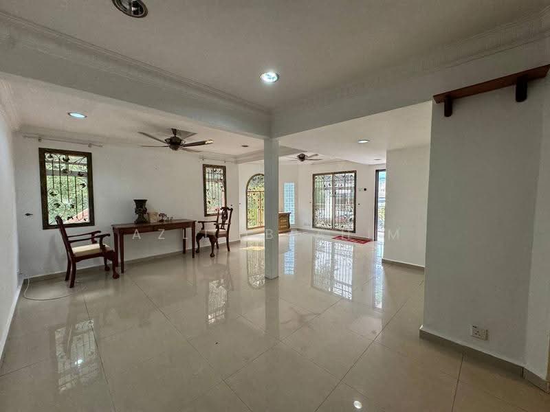 2-storey Terraced House for Sale in Seksyen 5 Wangsa Maju (Wangsa Maju) - Azli Ibrahim - Living Room - PropertyGuru.com.my