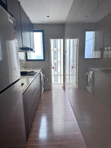 Service Residence for Rent at The Park Sky Residence - Tee Bee Yong - Kitchen - PropertyGuru.com.my