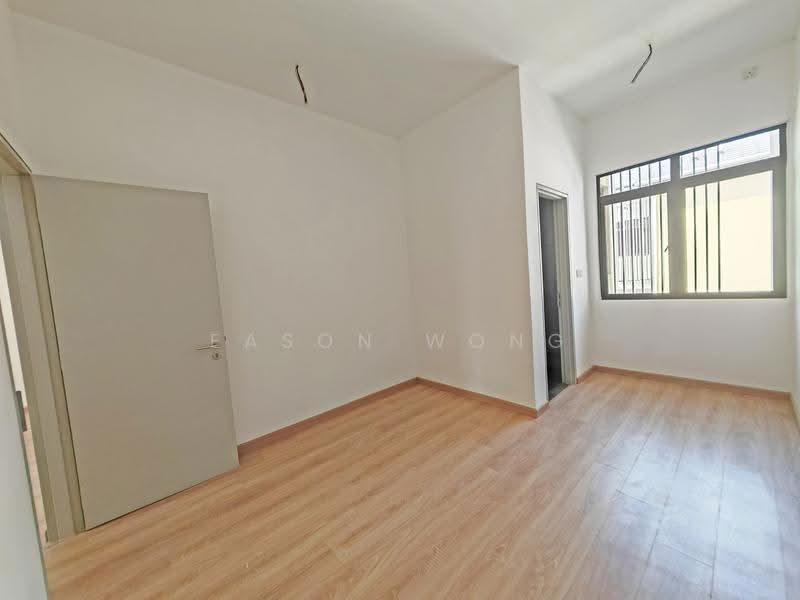 Rumah Teres untuk Dijual di Bandar Tun Hussein Onn (Cheras) - Eason Wong - PropertyGuru.com.my