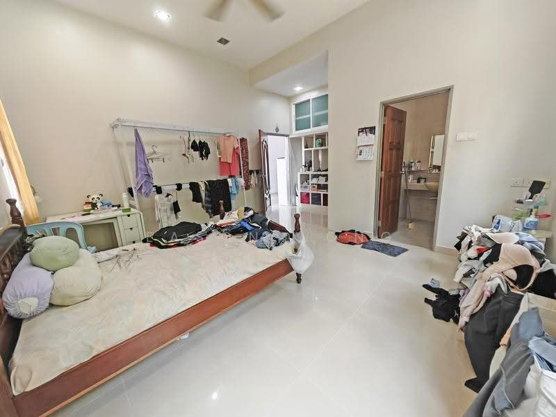 Rumah Banglo untuk Dijual di Batu 9 (Cheras) - Eason Wong - PropertyGuru.com.my