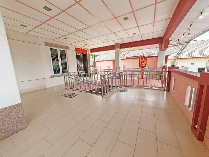 Rumah Banglo untuk Dijual di Batu 9 (Cheras) - Eason Wong - PropertyGuru.com.my