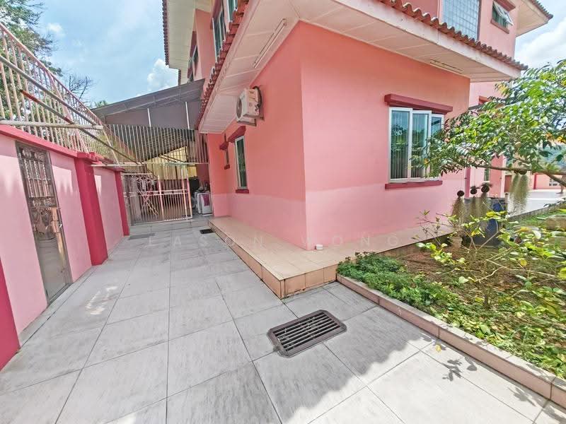 Rumah Banglo untuk Dijual di Batu 9 (Cheras) - Eason Wong - PropertyGuru.com.my
