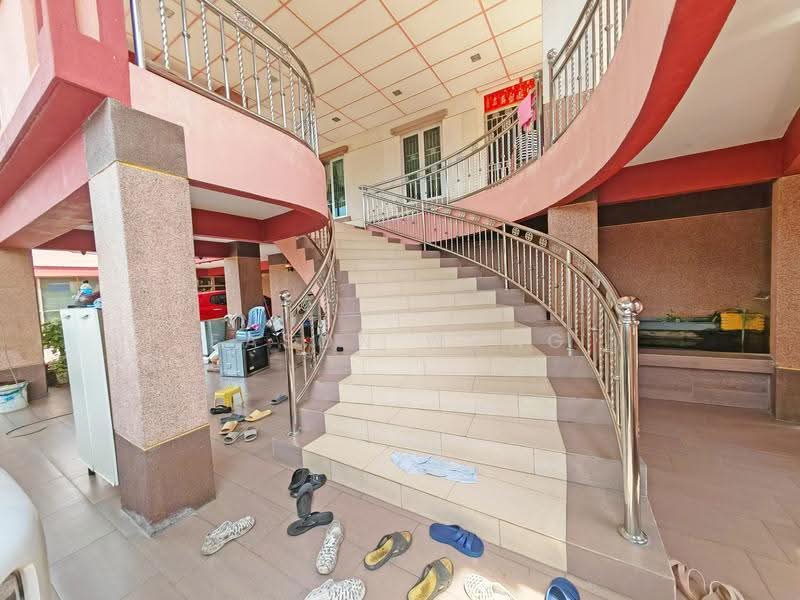 Rumah Banglo untuk Dijual di Batu 9 (Cheras) - Eason Wong - PropertyGuru.com.my