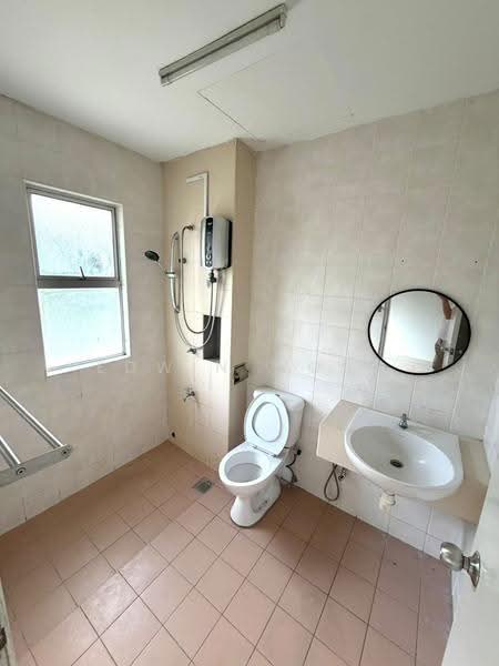 Rumah Bandar untuk Disewa di Kota Kemuning (Shah Alam) - Edwin Wong - Bathroom - PropertyGuru.com.my