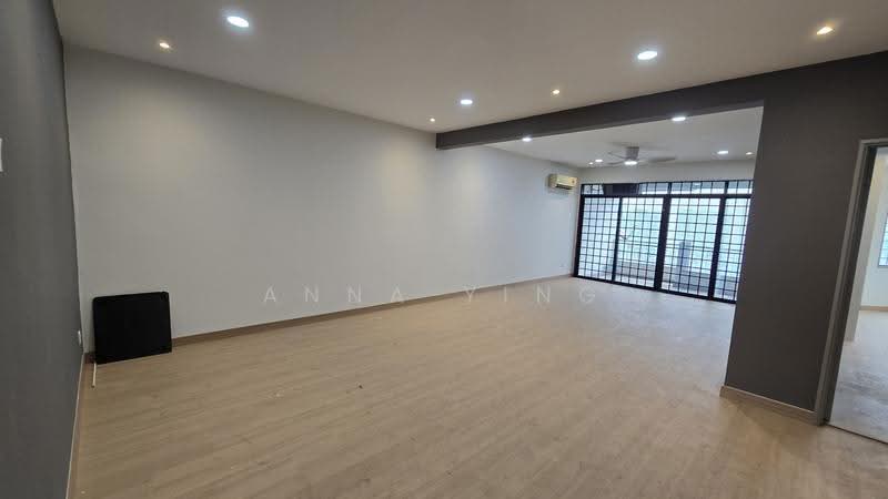 Condominium for Rent at Fraser Towers - Anna Ying - Living Room - PropertyGuru.com.my