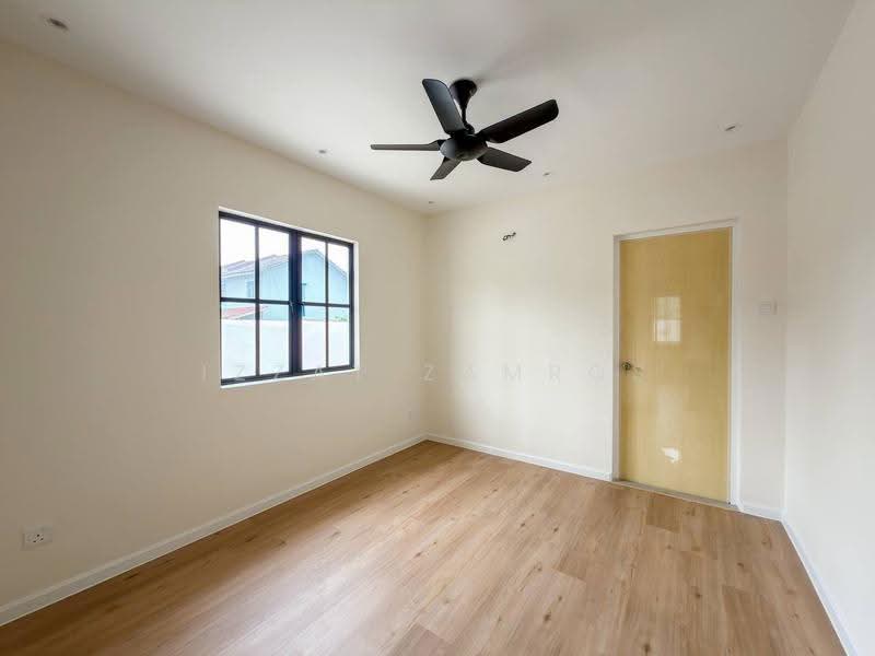 Rumah Teres 2-Tingkat untuk Dijual di Taman Sri Sinar (Segambut) - Izzat Zamros - PropertyGuru.com.my