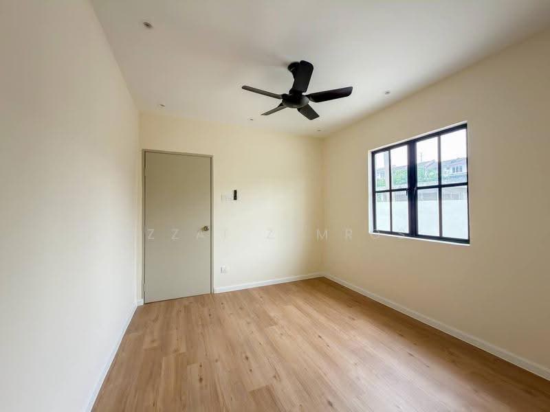 Rumah Teres 2-Tingkat untuk Dijual di Taman Sri Sinar (Segambut) - Izzat Zamros - PropertyGuru.com.my