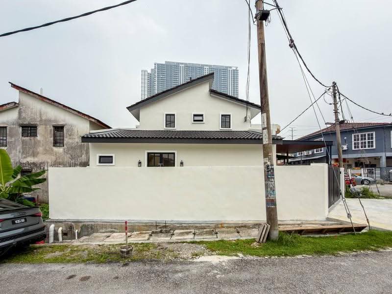 Rumah Teres 2-Tingkat untuk Dijual di Taman Sri Sinar (Segambut) - Izzat Zamros - PropertyGuru.com.my