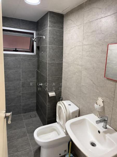 Service Residence for Rent at Galleria Equine Park - Ruqayyah Hashim - Bathroom - PropertyGuru.com.my