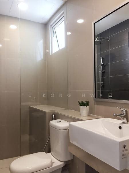 Kediaman Servis untuk Disewa di Desa Green - Iu Kong Hwa - Bathroom - PropertyGuru.com.my