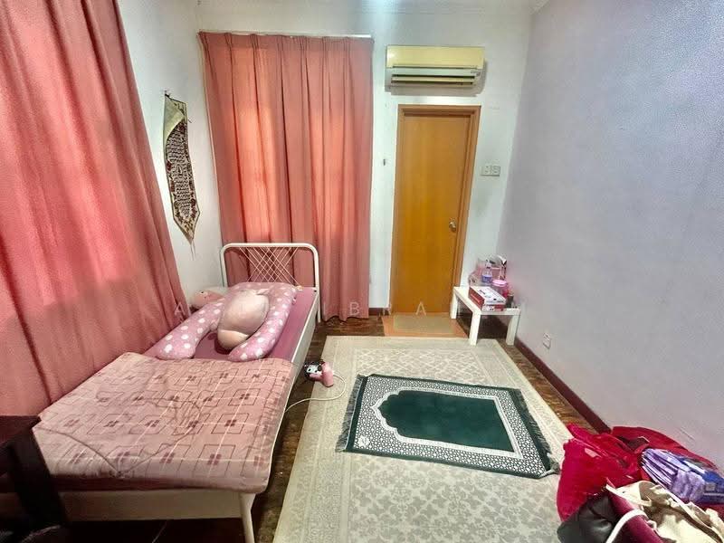 Rumah Teres 2-Tingkat untuk Dijual di Alam Damai (Cheras) - Azli Ibrahim - Bedroom - PropertyGuru.com.my