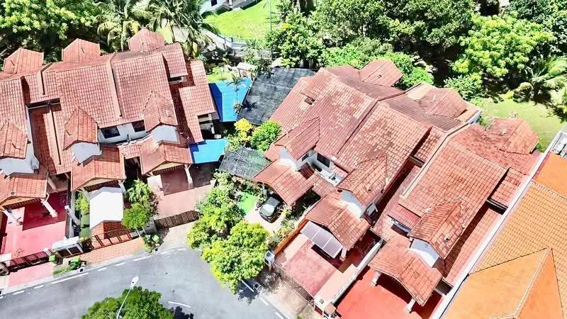 Rumah Teres 2-Tingkat untuk Dijual di Alam Damai (Cheras) - Azli Ibrahim - Exterior - PropertyGuru.com.my