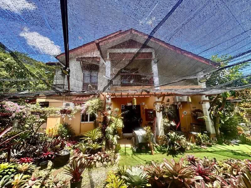 Rumah Teres 2-Tingkat untuk Dijual di Alam Damai (Cheras) - Azli Ibrahim - Exterior - PropertyGuru.com.my