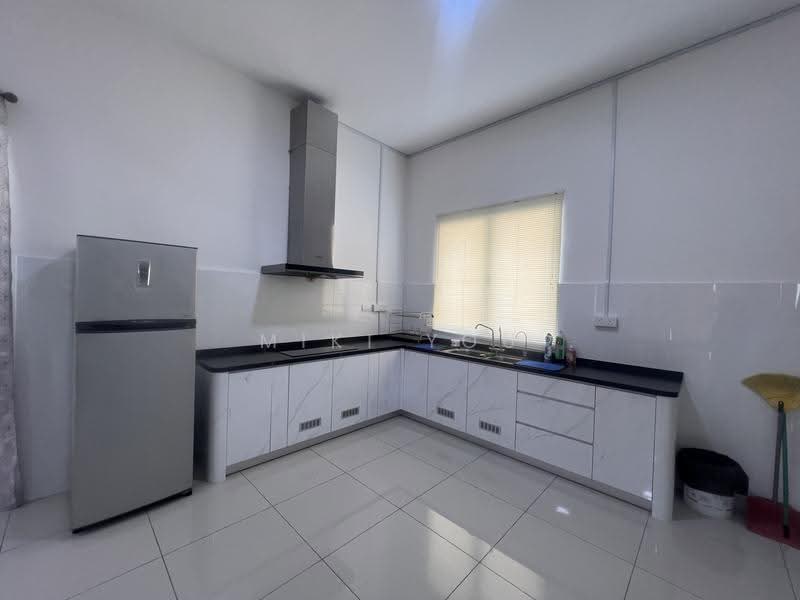 2-storey Terraced House for Rent in Telok Panglima Garang (Selangor) - Miki You - Kitchen - PropertyGuru.com.my