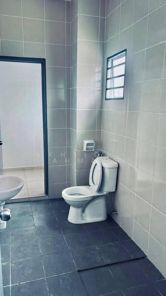 Rumah Teres untuk Disewa di Taman Meru Putra (Kapar) - Akhtiqah Ahmad - Bathroom - PropertyGuru.com.my