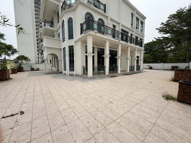 Bungalow House for Sale in Johor Bahru (Johor) - Mohammed Amiroul - Exterior - PropertyGuru.com.my
