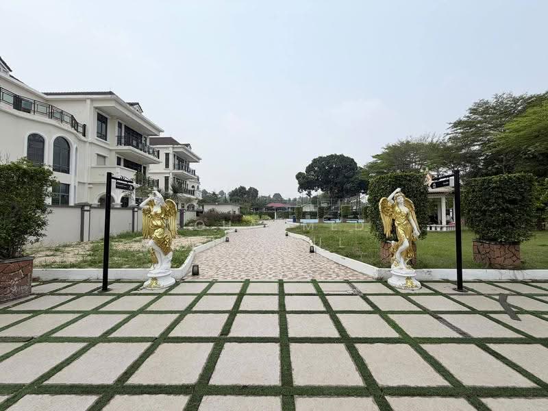 Bungalow House for Sale in Johor Bahru (Johor) - Mohammed Amiroul - Exterior - PropertyGuru.com.my