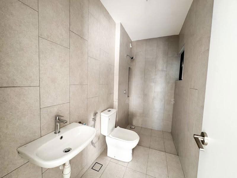 Rumah Teres 2-Tingkat untuk Dijual di Taman Cahaya Alam (Shah Alam) - Izzat Zamros - Bathroom - PropertyGuru.com.my