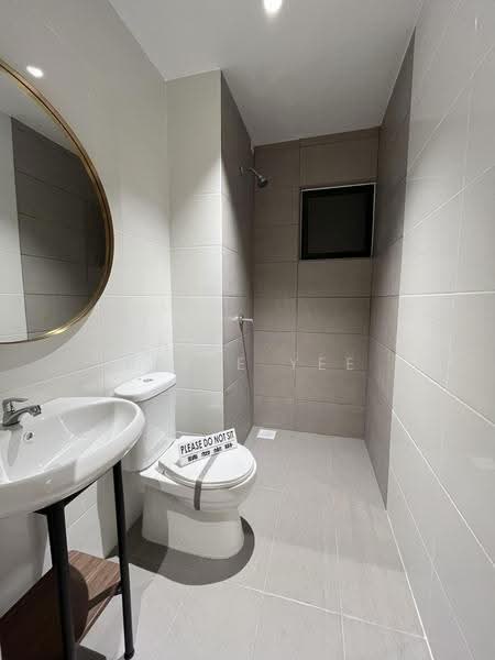Kondominium untuk Dijual di Residensi Kirana - Belle Yee - Bathroom - PropertyGuru.com.my