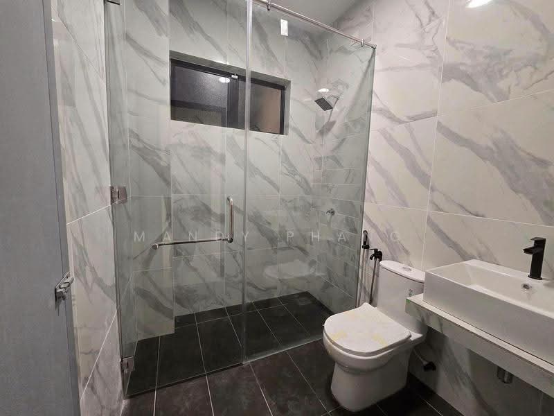 Rumah Teres 2-Tingkat untuk Disewa di Ipoh (Perak) - Mandy Phang - Bathroom - PropertyGuru.com.my