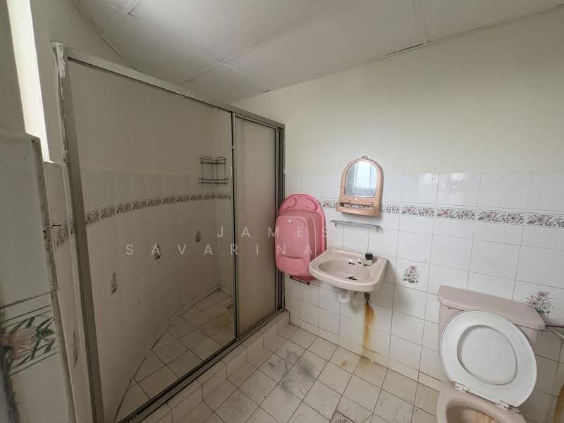Kondominium untuk Disewa di Venice Hill - James Savarinathan - Bathroom - PropertyGuru.com.my
