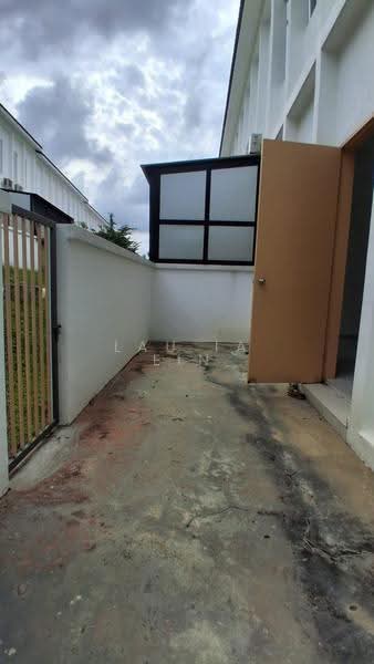 2-storey Terraced House for Rent in Rawang (Selangor) - Lau Ia Ein - Exterior - PropertyGuru.com.my