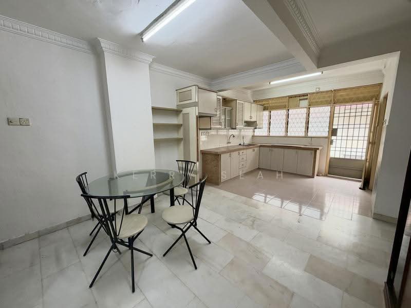 Rumah Teres 2-Tingkat untuk Disewa di Taman Desa Damai (Bukit Mertajam) - Kerry Seah - Kitchen - PropertyGuru.com.my