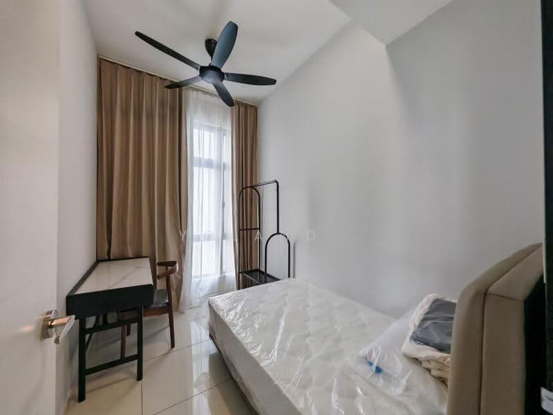 Service Residence for Sale at Space Residency - Yoland . - Bedroom - PropertyGuru.com.my