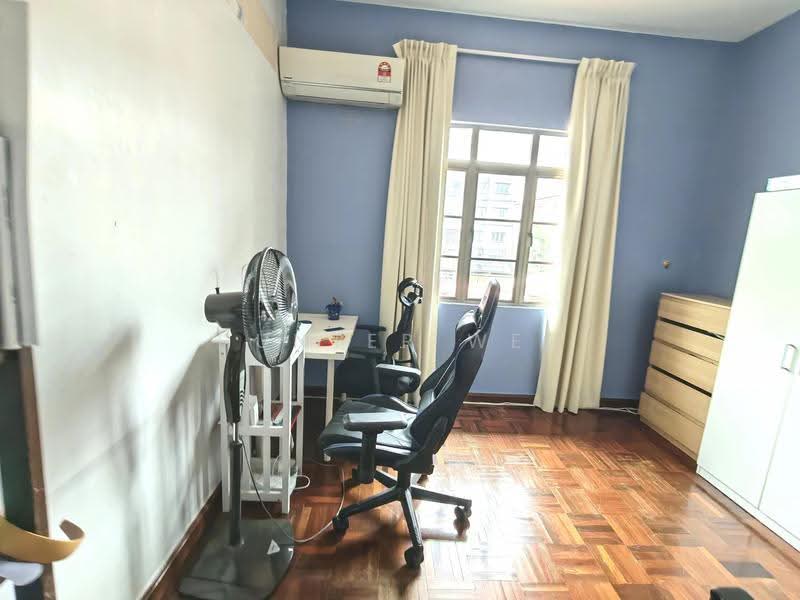 Rumah Berkembar untuk Dijual di Batu Kawah New Township (Kuching) - Hunter Wee - Study - PropertyGuru.com.my