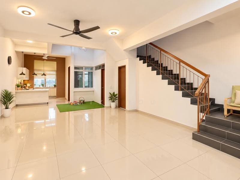 Rumah Teres 2-Tingkat untuk Disewa di Bandar Rimbayu (Telok Panglima Garang) - Miki You - Living Room - PropertyGuru.com.my