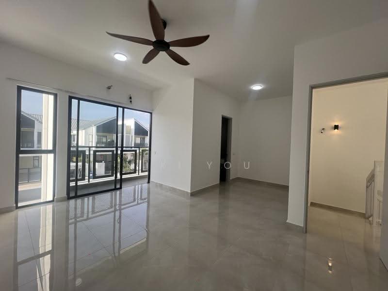 2-storey Terraced House for Rent in Telok Panglima Garang (Selangor) - Miki You - Living Room - PropertyGuru.com.my