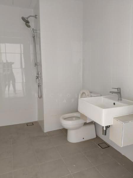 Shop / Office for Rent in Seri Kembangan (Selangor) - Nicholas Yap - PropertyGuru.com.my