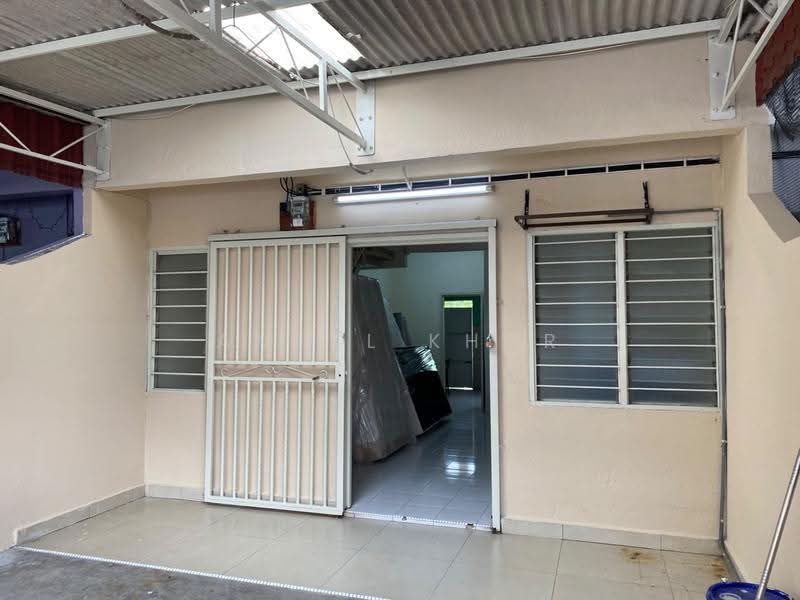 1-storey Terraced House for Rent in Klang (Selangor) - Angel Khor - PropertyGuru.com.my