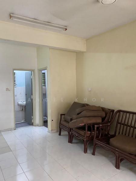 1-storey Terraced House for Rent in Klang (Selangor) - Angel Khor - Living Room - PropertyGuru.com.my