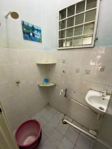 1-storey Terraced House for Rent in Klang (Selangor) - Angel Khor - Bathroom - PropertyGuru.com.my