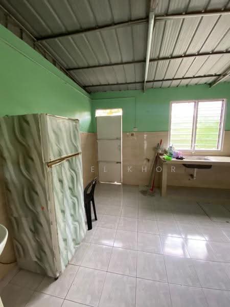 1-storey Terraced House for Rent in Klang (Selangor) - Angel Khor - Kitchen - PropertyGuru.com.my
