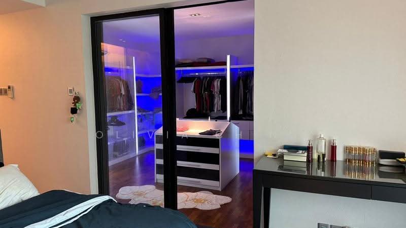 Pangsapuri untuk Dijual di Molek Pine 3 - Olivia Ching - Bedroom - PropertyGuru.com.my