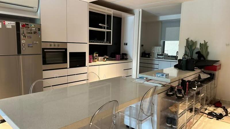 Pangsapuri untuk Dijual di Molek Pine 3 - Olivia Ching - Kitchen - PropertyGuru.com.my