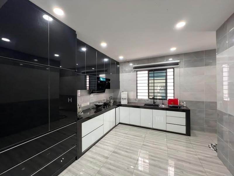 Rumah Teres 3-Tingkat untuk Dijual di Taman Juara Jaya (Cheras) - Hugo Gooi - Kitchen - PropertyGuru.com.my