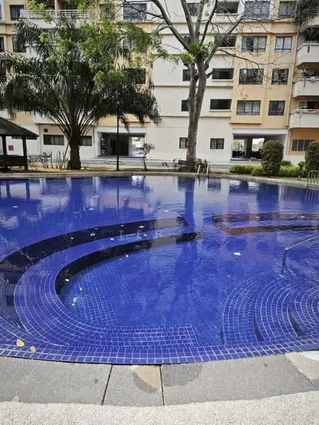 Kondominium untuk Disewa di Vista Millennium Condominium - Teh . - Pool - PropertyGuru.com.my