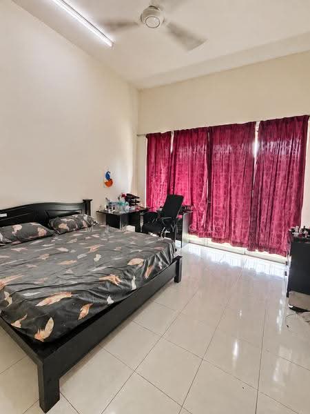 Rumah Teres 2-Tingkat untuk Dijual di Bandar Rimbayu (Telok Panglima Garang) - Miki You - Bedroom - PropertyGuru.com.my