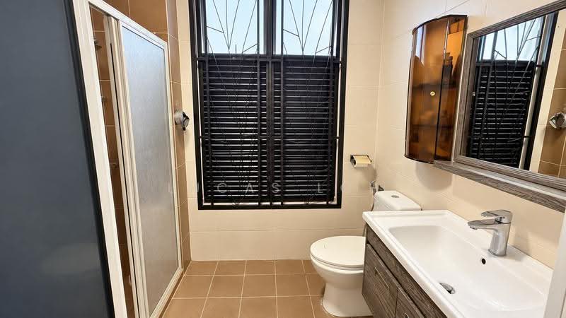 2-storey Terraced House for Sale in Bandar Kinrara Seksyen 9 (Bandar Kinrara) - Lucas Loh - Bathroom - PropertyGuru.com.my