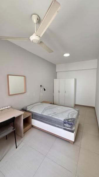 Condominium for Sale at Savanna Condominium - Yen Lim - Bedroom - PropertyGuru.com.my