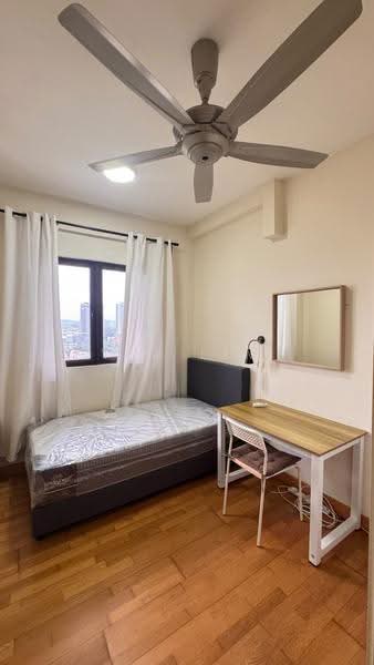 Condominium for Sale at Savanna Condominium - Yen Lim - Bedroom - PropertyGuru.com.my