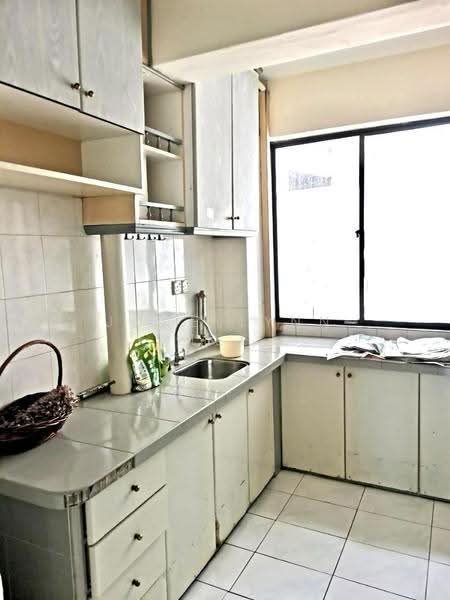 Condominium for Rent at E-Park Condominium - Jocellynn Lee - Kitchen - PropertyGuru.com.my